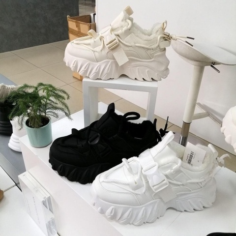 NEW <3 SNEAKERSY OCIEPLANE <3 LIMITED COLLECTION