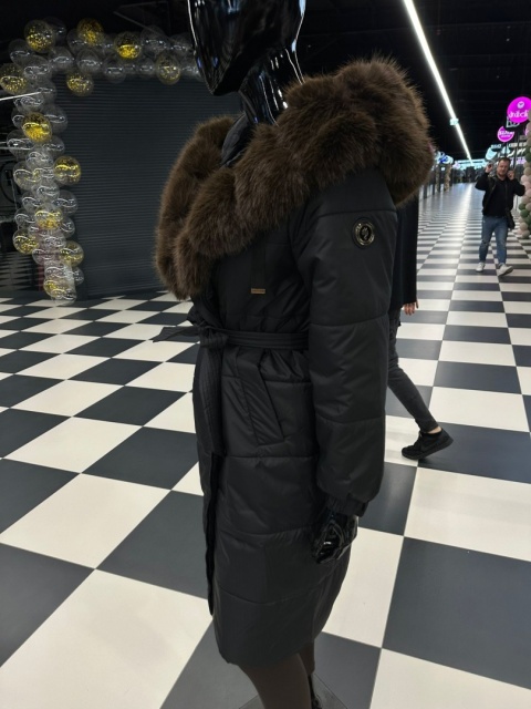 UNIKATOWY PLASZCZ OBSZERNE FUTERKO