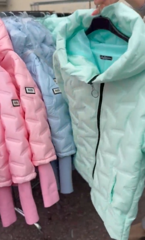 Unikatowa kurtka pikowana ze ściągaczem min