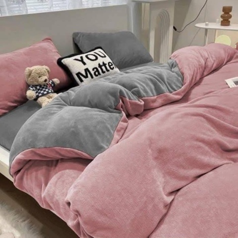 Welurowa posciel 4 czesciowa LUXURY