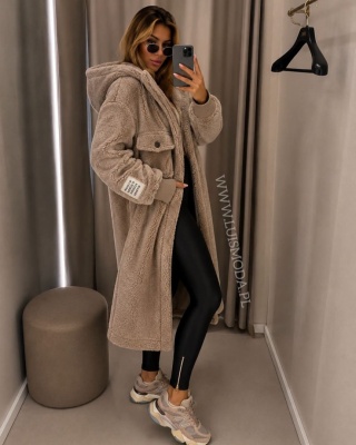 Mieciutki plaszcz Teddy